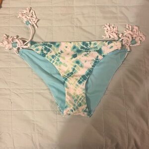 Victoria’s Secret bikini bottoms